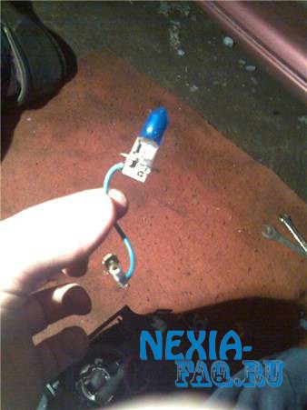 Замена лампы ПТФ на нексии (nexia)