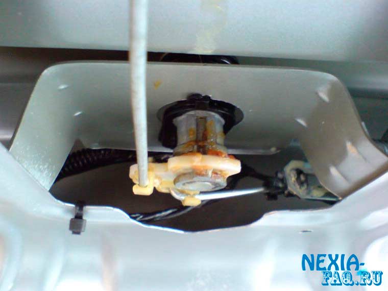 Регулировка замка багажника на нексии (nexia)