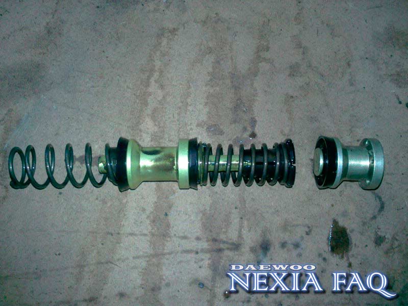Ремонт главного тормозного цилиндра (ГТЦ) на нексии (nexia)
